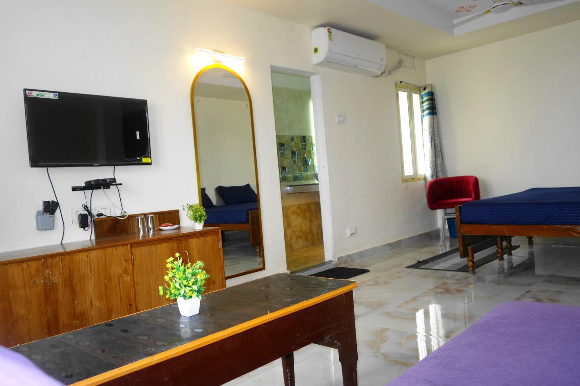 Hotel Hcb Brahmapur 外观 照片