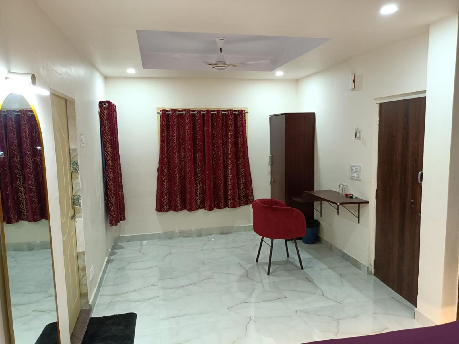 Hotel Hcb Brahmapur 外观 照片
